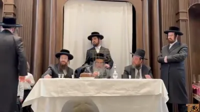 כ"ק אדמו"ר מסאטמאר שליט"א באזוכט אין לעיקוואד