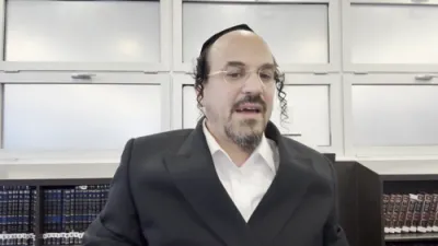 התמדת התורה פון הרה"ק האמרי אמת מגור זי"ע דורך הרב אליהו שווארץ, ביים שיעור פון עמוד היומי דרשו - עירובין דף פה ע"א