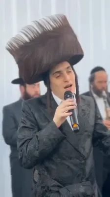 הערליכע ווידיאוס פון מאטי שטיינמעץ ביי א חופה מיט חיליק פראנק און נשמה קווייער 