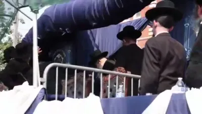 חנוכת הבית פאר תלמוד תורה אמרי אמת בראשות כ"ק אדמו"ר מגור שליט"א 