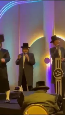 בדחן מאיר אדלער דערמאנט זיין מאמע'ס פטירה ביי א חופה פון א שוועסטער