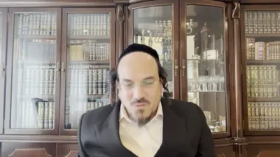 הערליכע מעשה פון די מסירות נפש אויף מצוות ציצית פון הרה"ק מווייצן זי"ע דורך הרב אליהו שווארץ, ביים שיעור פון עמוד היומי דרשו - עירובין דף פ"ט