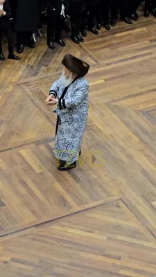 פולע ווידיאוס פון חתונה פון א אייניקל ביי כ"ק אדמו"ר מבאבוב שליט"א 