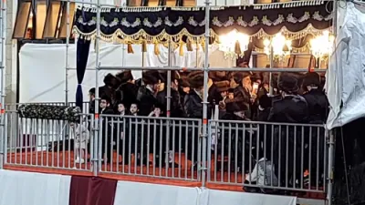 נאך פון די שמחת החתונה בחצה"ק בעלזא