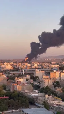 מדינת ישראל אטאקירט מאשהאד עריפארט אין טעהראן 