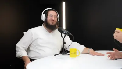 לייבל שווארץ דערציילט זיין פאטאגרעפי געשיכטע
