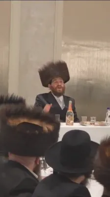 מוצאי שבת פארברענגען מיט המשפיע הרה"ג רבי שמעון שפיצער שליט"א 