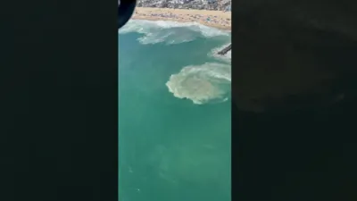 דראמאטישע סצענע ווי 10 שווימער'ס ווערן געראטעוועט בשעת'ן ווערן כמעט פארשוועמט