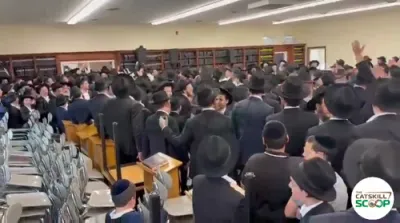 הכנסת ס"ת דעם זונטאג אין קעמפ מאריס 