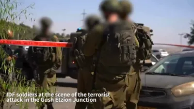 צה"ל ביי די פלאץ פון די טעראר אטאקע אין גוש עציון 