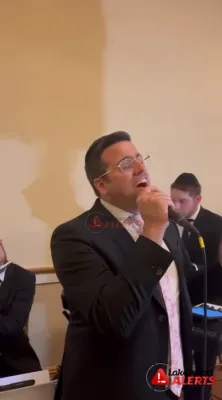 אורי דוידי זינגט ביי א חתונה 