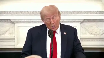 פרעזידענט טראמפ זאגט אז א פאלק וואס דאוונט איז א פאלק וואס בליהט!