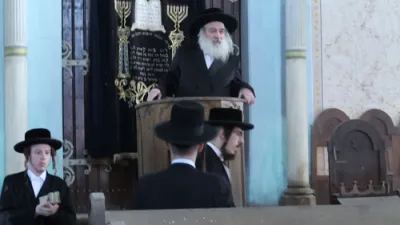 כ"ק אדמו"ר מקראלי שליט"א ביי מקומות הקדושים 