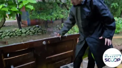 פולע ווידיאוס פון די שרעקליכע פארפלייצונגען אין די מאנסי אומגעגנט