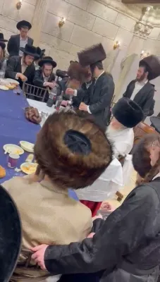 שלש סעודות ביי הגרי"מ מארגענשטערן שליט"א 