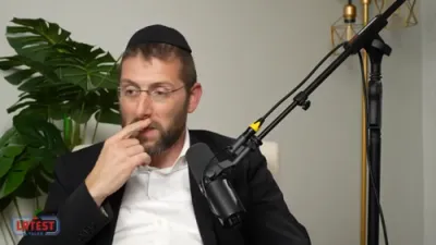 פרישע פאדקעסט: צווישן ר' יואל גאלד מיט לעיטעסט טאלקס!