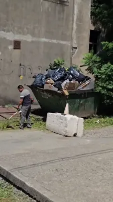א בליק אין כלל ישראל'ס שול 
