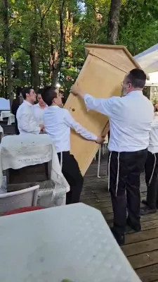 ווידיאוס אינעווייניג ניקלשבורג 