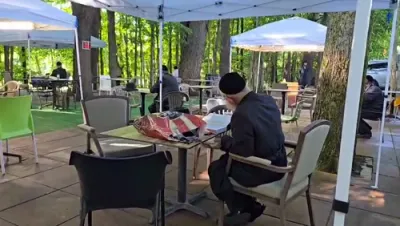 ווידיאוס אינעווייניג ניקלשבורג 