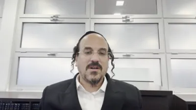 א הערליכע מעשה פון השגחה פרטית דע בריוו איז אנגעקומען נאך זעקס יאר - דורך הרב אליהו שווארץ ביים שיעור פון עמוד היומי דרשו - פסחים דף ז' ע"א