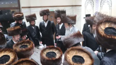 מסע התומכים בראשות גאב"ד סאטמאר מאנסי שליט"א 