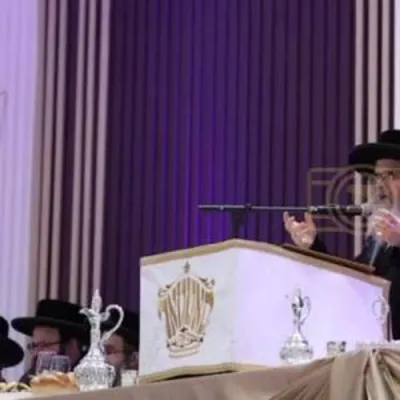 דברים חוצבים להבות אש פון כ"ק אדמו"ר מסאטמאר שליט"א איבער די שרעקליכע מצב פון גזירת הגיוס אין ארץ הקודש