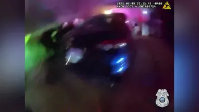 העלדישע פלארידע אפיצירן ראטעווען א מענטש פון ברענעדיגע הויז.