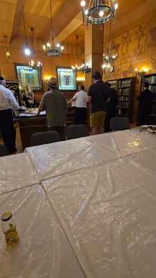 עקסקלוסיוו: א רייזע קיין אייראפע מיט ר' עזרא פרידלענדער