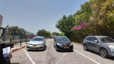 הגרמ"ה הירש שליט"א קומט אן צום מחאה ביים טורמע
