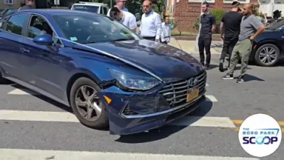 הצלה אויף די סצענע ביי א קליינע קרעש אין בארא פארק
