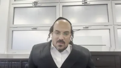 א הערליכע מעשה פון "ורחמיו על כל מעשיו" - דורך הרב אליהו שווארץ ביים שיעור פון עמוד היומי דרשו - פסחים דף י"ד - הקדמה לסוגיית רבי חנינא סגן הכהנים