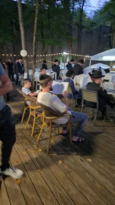 ניקלשבורג'ע רבי ביי די עבודת הקודש