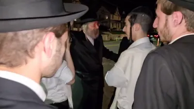 א בליק ביי כ"ק אדמו"ר מניקלשבורג שליט"א 
