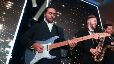 אלחנן גראטנהויז מיט ליפא שמעלצר - ליטוויש טאנץ!