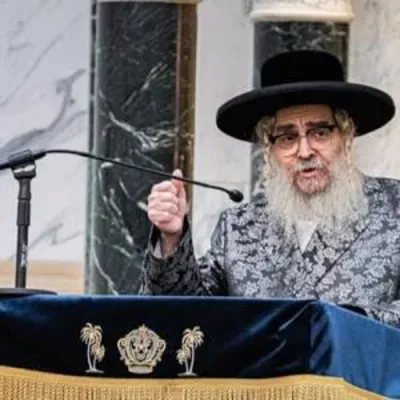 קרית יואל האט נישט קיין גרעניץ - פייערדיגע דברות קודש פון כ"ק אדמו"ר מסאטמאר שליט"א נעכטן ביים טיש לרגל היומא דהילולא קדישא פון הרה"ק מסאטמאר זי"ע