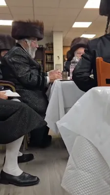 סוף זומער אין ניקלשבורג 