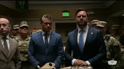 ווענס רעדט איבער פארשעמטע אמעריקאנע וואס פארדינען זיכערהייט אין וואשינגטאן די סי 