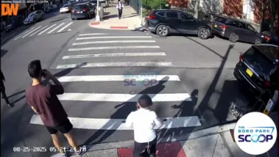 ניסים אין בארא פארק 