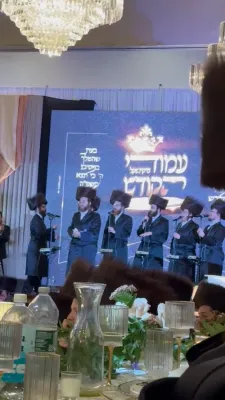 מעמד עמוד הקודש בראשות כ"ק אדמו"ר מסקווירא שליט"א 