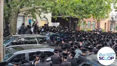 לויה פון הרבנית מוויזניץ קאמישע ע"ה אין בארא פארק 