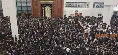 ערשטע טאג סליחות בחצר הקודש גור