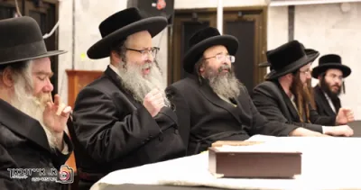 בילדער און ווידיאו: מעמד תחילת כתיבת אותיות ישיבת מהרי"ט בני ברק