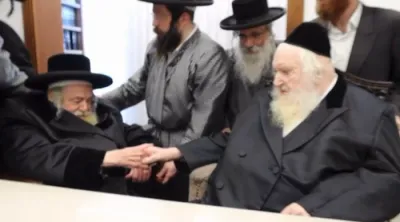 כ"ק אדמו"ר מתולדות אברהם יצחק שליט"א ביי כ"ק גאב"ד ירושלים שליט"א 