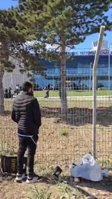 טויזנטער אידן האבן געוויילט שבת אין אייראפע, זייענדיג געשטראנדעט אויפן וועג אהיים פון אומן.