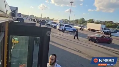 די באסעס פון עירפארט מיט אידן מאכן זייער וועג ערב שבת קיין וויליאמסבורג 