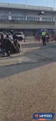 די באסעס פון עירפארט מיט אידן מאכן זייער וועג ערב שבת קיין וויליאמסבורג 