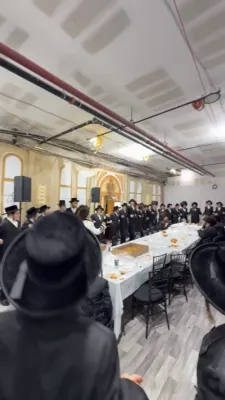 ערב און מוצאי יו"כ בחצר הקודש קרעטשניף וויליאמסבורג 