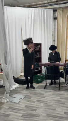 ערב און מוצאי יו"כ בחצר הקודש קרעטשניף וויליאמסבורג 