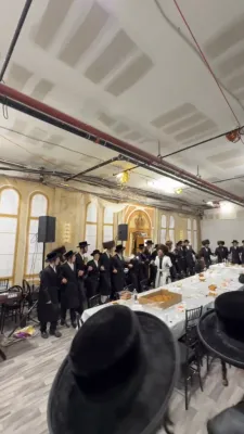 ערב און מוצאי יו"כ בחצר הקודש קרעטשניף וויליאמסבורג 
