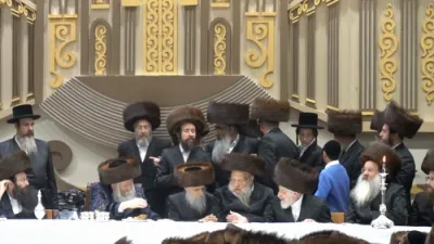 כ"ק אדמו"ר מליסקא שליט"א ביי שמחת בית השואבה אין באבוב און מונקאטש